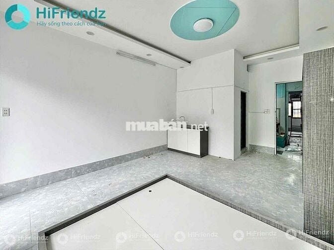 PHÒNG MỚI XÂY 100% RỘNG NHƯ SÂN BANH CÓ BANCOL, FREE XE NGAY TÂN PHÚ