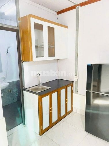 Cho thuê căn hộ CCMN tại Ngõ 70/77 Ngọc Trục (sát trường cấp 2 Đại Mõ)