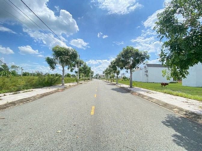 bán gấp lô đất khu dân cư cát tường phú sinh giá chỉ 850 triệu sổ hồng