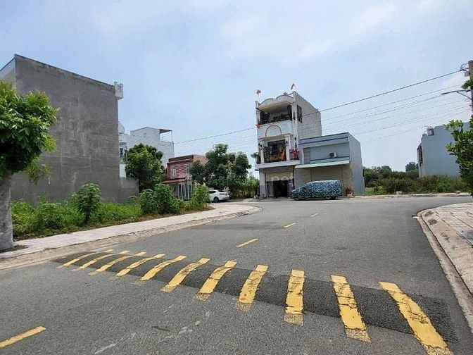 bán gấp lô đất khu dân cư cát tường phú sinh giá chỉ 850 triệu sổ hồng