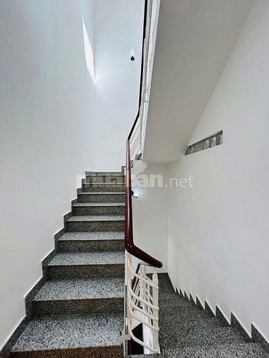 Hiếm nhất khu vực,Nguyễn Xí Q Bình Thạnh,2Tỷ7,59m2,3PN,Sổ hồng riêng 