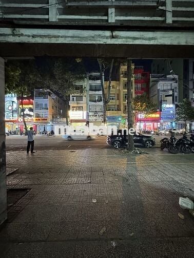 Cho thuê mặt bằng kinh doanh 32 m2 đường An Dương Vương quận 5