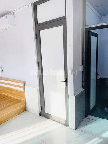 Cho thuê căn hộ CCMN tại Ngõ 70/77 Ngọc Trục (sát trường cấp 2 Đại Mõ)