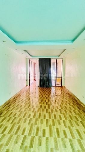 Phố Phúc Tân – Hoàn Kiếm- Ô Tô – 61 M2 – 3 T – MT 3.5 M – Giá 12.4 Tỷ.