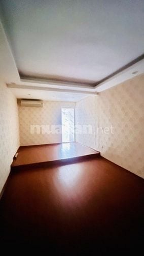 Phố Phúc Tân – Hoàn Kiếm- Ô Tô – 61 M2 – 3 T – MT 3.5 M – Giá 12.4 Tỷ.