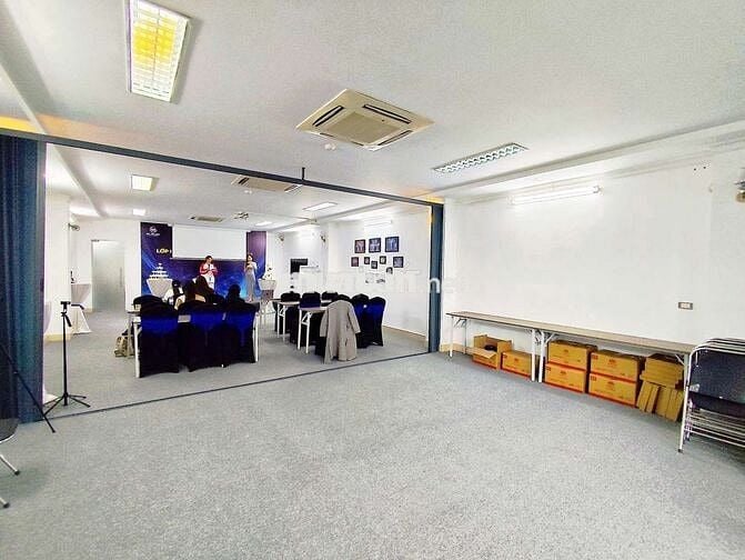 Cho thuê văn phòng 70m², 9tr tại Yên Xá, Tân Triều