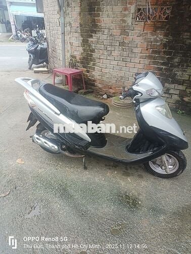 SYM Attila màu Bạc