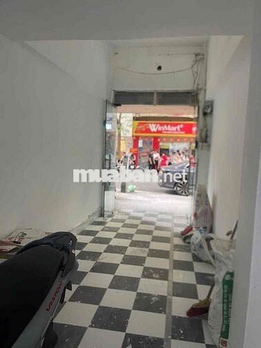 MẶT PHỐ 81 Đội Cấn, Ba Đình, HN