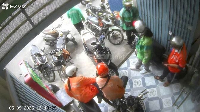 Sang quán cơm vị trí đẹp, doanh thu ổn định – Vào làm ngay