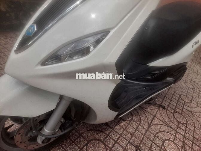 Piaggio Fly 125 Trắng