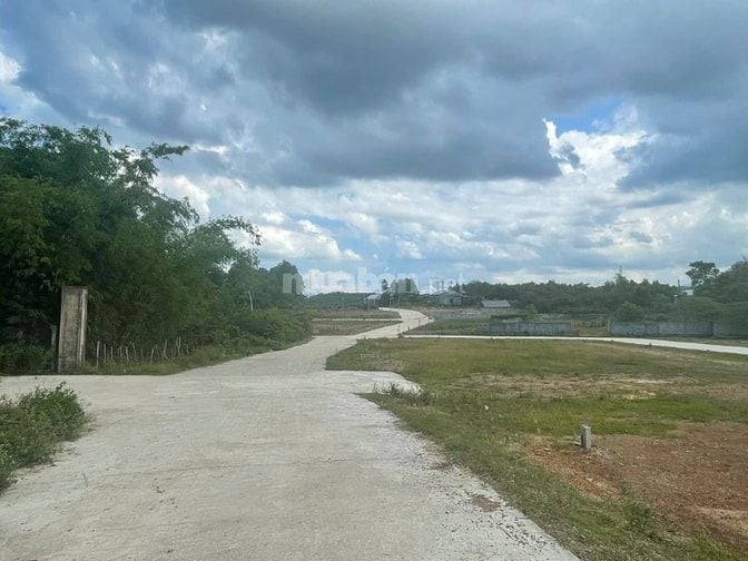 Mở bán giai đoạn 2 khu phân lô đất nền Dạ Lê 15 lô DT 80m2, 100m2 