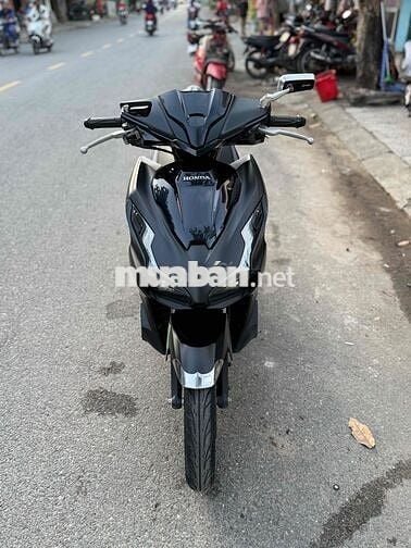 Air Blade 2024 4Val Odo : 3002km Góp trả trước 7tr