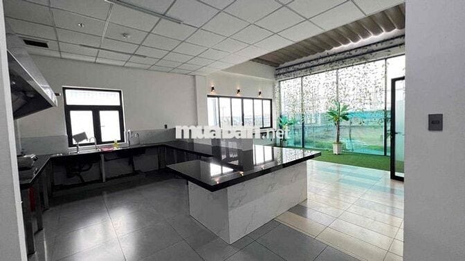 cho thuê Toà nhà văn phòng KCN Xyên Á đức hoà long an DT 1700m2 160tr