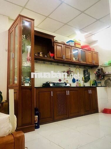 Bán nhàMT Hoàng Tăng Bí, 110m2 đường 10m5, vỉa hè 5m.Thu nhập100tr/năm