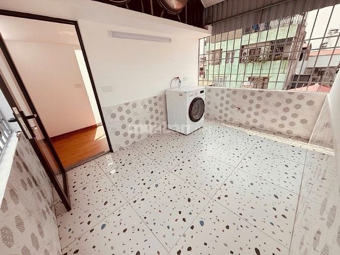 Bán nhà Đội Cấn. Giang Văn Minh. Ba Đình. Hà Nội 20m x 5 tầng 4,9 tỷ. 