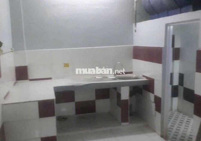 Cho thuê nhà nguyên căn.Đường Nguyễn Ngọc Lộc.Phường 14.Q.10