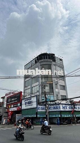 cho thuê 5 tầng trên có thang máy góc 2 mặt tiền khu kd sầm uất