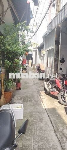 Bình Tân Giáp Tân Phú, Nhà Mới Xây, đẹp 40 m2, 2 tầng, Khu Bình Long