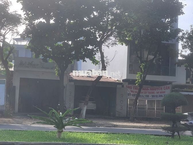 Mặt bằng biển vị trí VIP trung tâm buôn bán thuận lợi Chính chủ