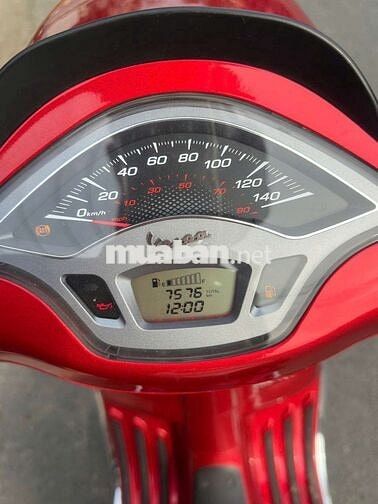 Piaggio Vespa Sprint Đỏ 7576 km