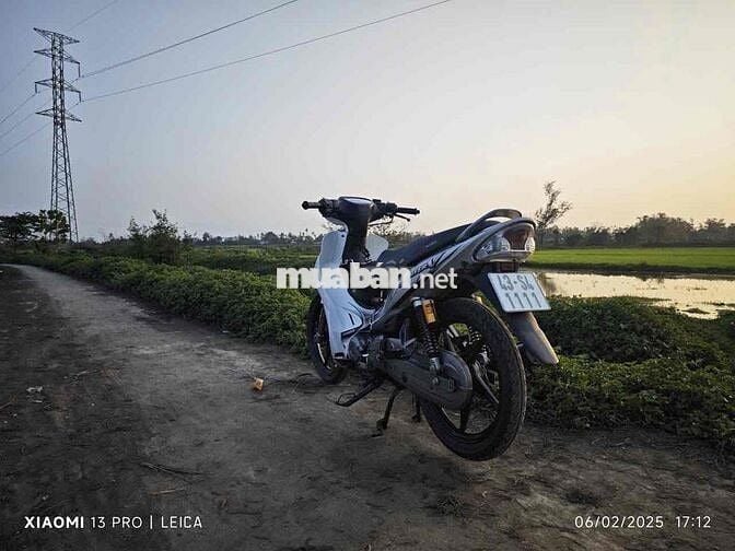 Xe biển đẹp tứ quý còn gánh đảo