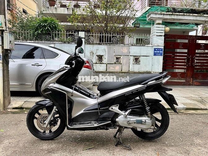 AB mập xe đẹp máy êm 10tr500 ***