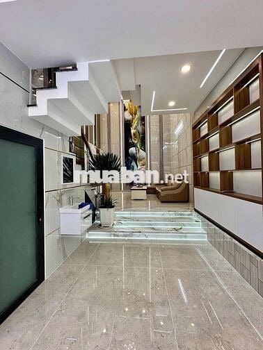 CHDV & HOMESTAY 7PN + 8 WC - Huỳnh Văn Bánh, P.10, Q.PN - 4x20m