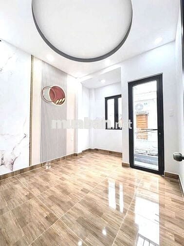 Bình Tân Giáp Tân Phú, Nhà Mới Xây, đẹp 40 m2, 2 tầng, Khu Bình Long