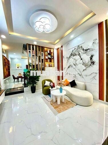 siêu phẩm 3 tầng 52m (4.2x13) full nội thất-hẻm xe hơi-Gần chợ Thiếc