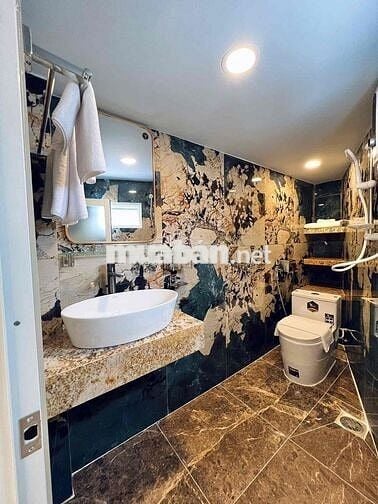 Bán toà CHDV Võ Oanh, P25, 240m2 (12x20) - Hầm + 7 tầng, 72P HĐT 4.9T