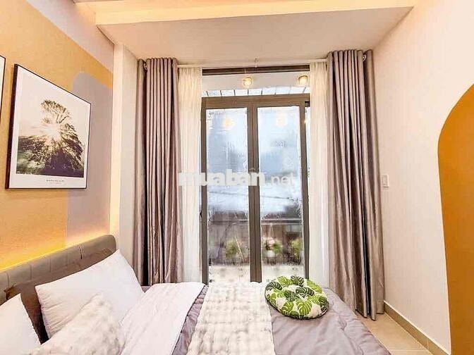 💥 NHÀ ĐẸP PHAN VĂN TRỊ – 2 TẦNG NGANG 5.5M – HẺM XE HƠI