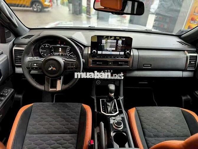 Mitsubishi Triton 2024 4WD AT Athlete