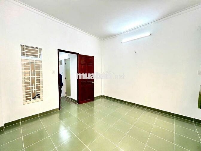 Nhà nguyên căn 2PN, Quận 12, thoáng mát sạch sẽ, hẽm xe hơi