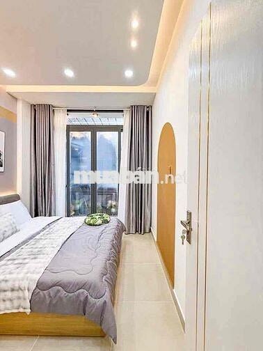 💥 NHÀ ĐẸP PHAN VĂN TRỊ – 2 TẦNG NGANG 5.5M – HẺM XE HƠI