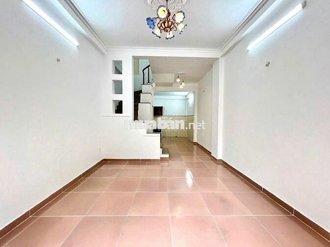 Nhà nguyên căn 2PN, Quận 12, thoáng mát sạch sẽ, hẽm xe hơi