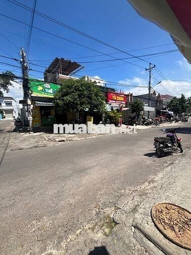 Nhà mặt tiền đường nhựa Trương Văn Ly