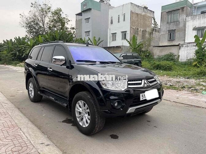 Mitsubishi Pajero Sport 2016 G 4x2 AT - 130000 km