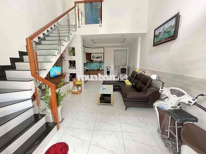 Chính chủ cần cho thuê nhà nguyên căn 1 trệt 1 lửng gần LK 45, chợ BT