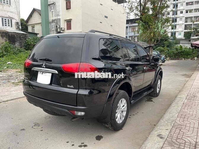 Mitsubishi Pajero Sport 2016 G 4x2 AT - 130000 km