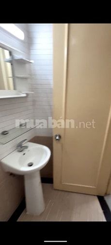 Cho thuê ChDV Phạm Viết Chánh Q1. Phòng rộng 5.5 tr. Tách bến tiện ngh