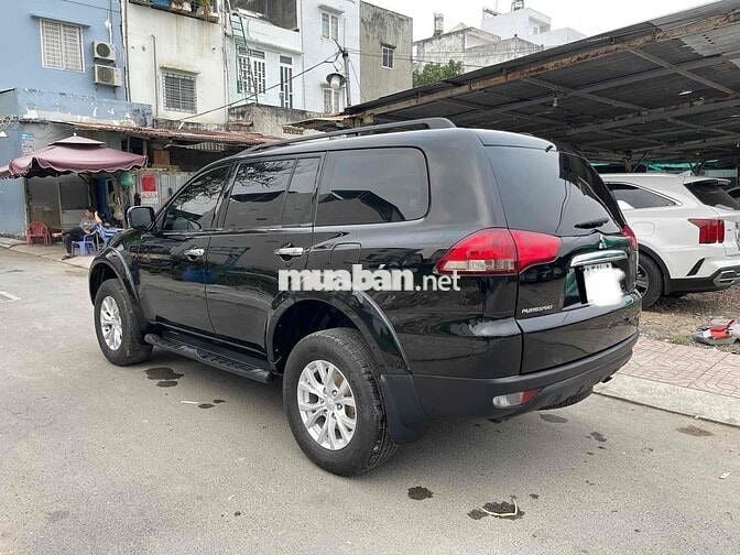 Mitsubishi Pajero Sport 2016 G 4x2 AT - 130000 km