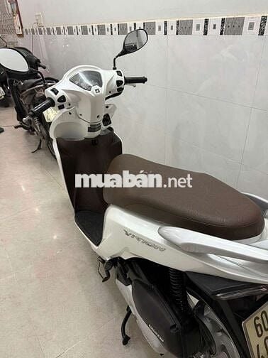 Nhà dư xe vison mới 90% cần bán