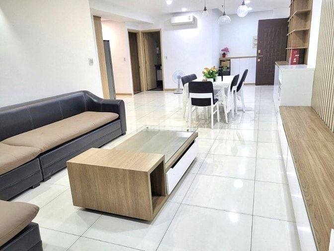 Cộng Hòa Plaza,p12, Tân Bình: 84m2, 2p ngủ,NT giá 13tr/th