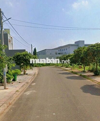 1 Lô đất cho anh chị đầu tư/ xây dựng nhà ở giá tốt trung tâm Hoà Long