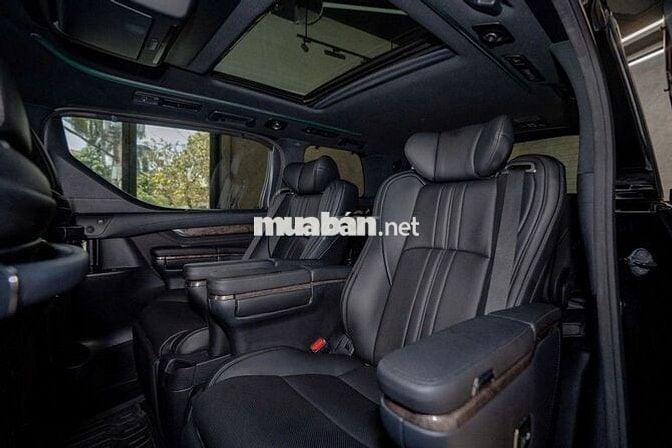 Toyota Alphard Executive Lounge Cao Cấp 2019