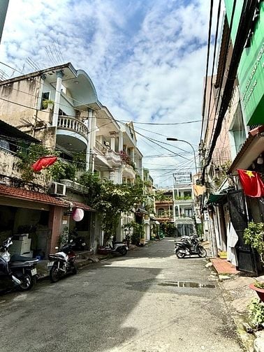 17.7 tỷ! Bán nhà hẻm 8m Nguyễn Văn Thương, Bình Thạnh - 4x20m - 3 Tầng