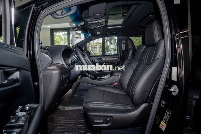 Toyota Alphard Executive Lounge Cao Cấp 2019