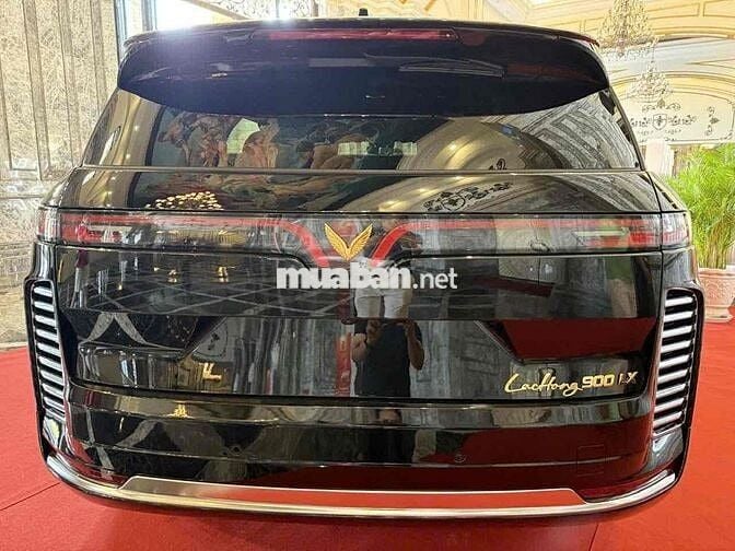 VinFast Lạc Hồng LX900