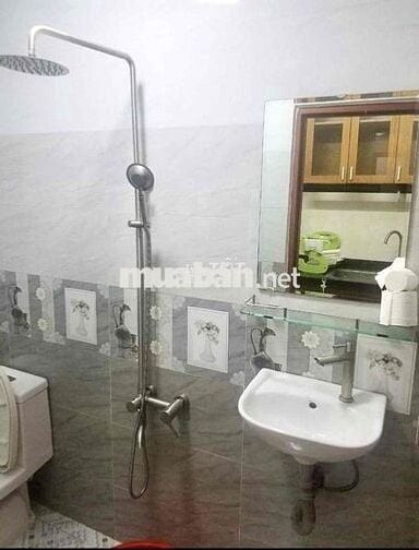 NHÀ 3PN2WC GIÁ RẺ 8TR HẺM Ô TÔ HUỲNH VĂN NGHỆ