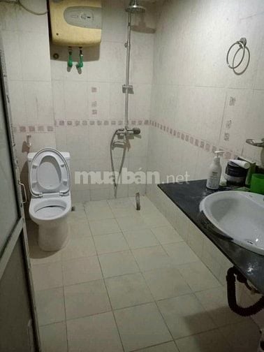 Cho thuê nhà ngõ 124 Âu Cơ gần trường mầm non Tứ Liên 